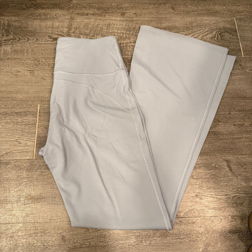 Lululemon Groove Nulu High-Rise Flared Pant Regular